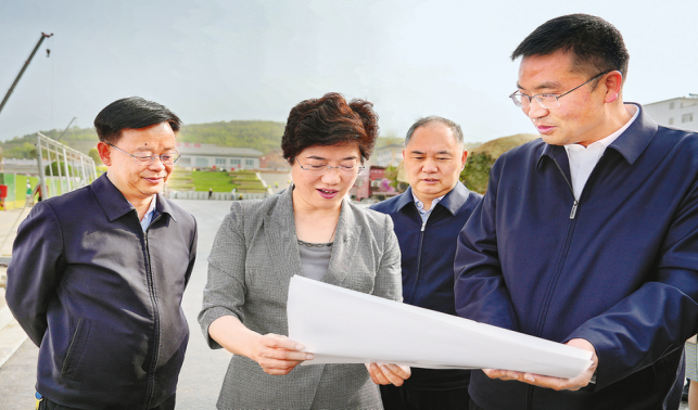 搶抓進度確保質量 展示特色提升形象 為加快“一都四區”建設提供有力支撐